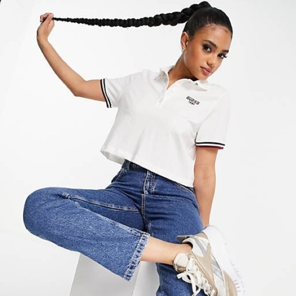 New GUESS Cropped Logo Polo Shirt SZ S - Picture 3 of 4